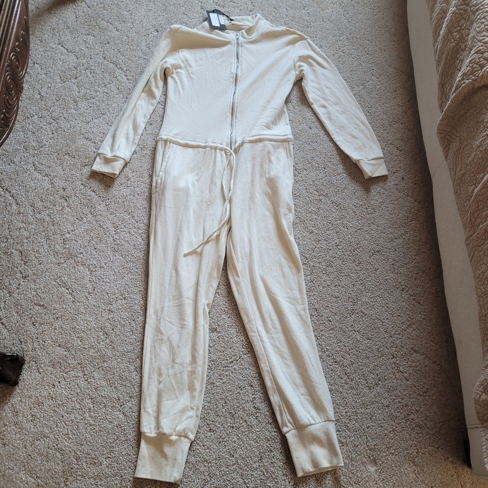 NWT Chaser Cream Zip-Up Jogger Jumpsuit
